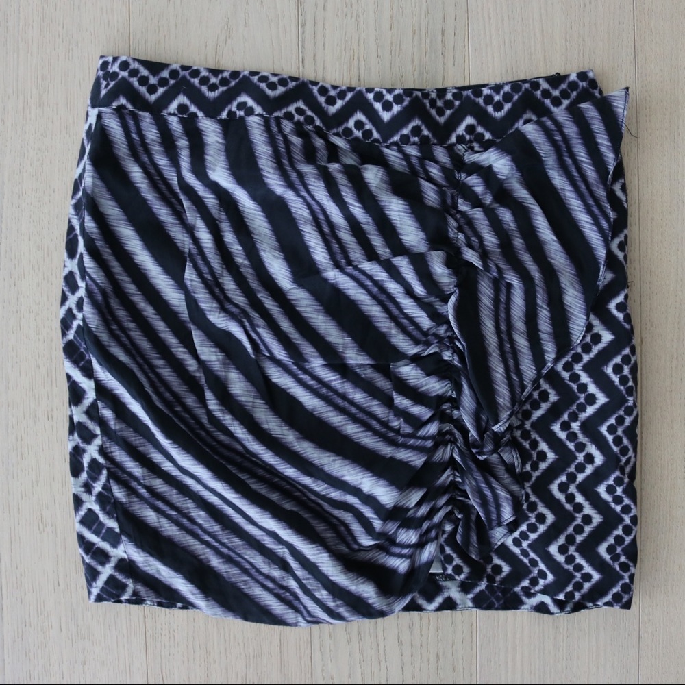 Tommy Hilfiger skirt